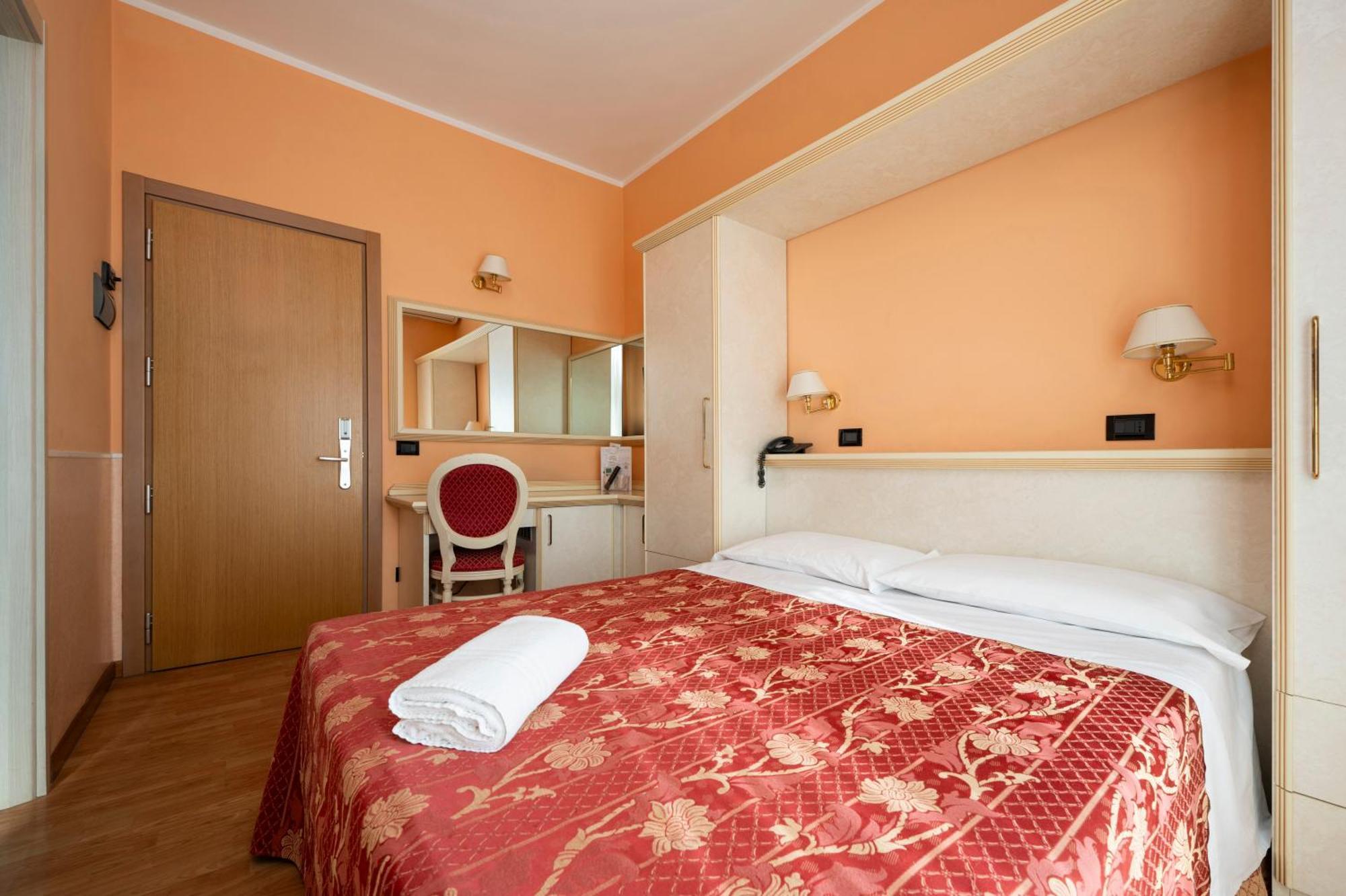 Hotel Mondial Porto Recanati Exteriér fotografie