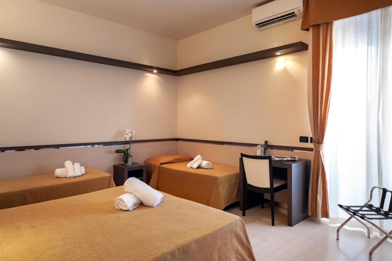 Hotel Mondial Porto Recanati Exteriér fotografie